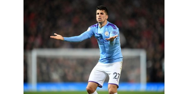 João Cancelo llega de nuevo al Barcelona cedido procedente del Manchester City